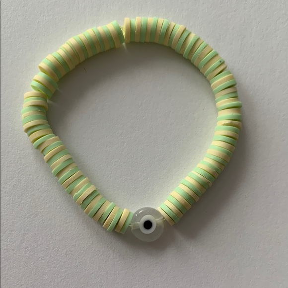 TAYLOR SWIFT FRIENDSHIP BRACELETS  Colorful Kids Beaded Bracelet Set - Picture 5 of 8